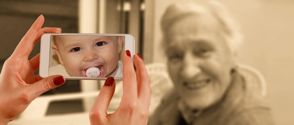 face, woman, old, infant, young, child, youth, aging, age, discrepancy, difference, philosophy, reality, virtual, illusion, desired image, wishful imagination, old, aging, aging, aging, aging, aging, age, age, age